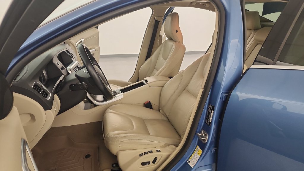 Used 2014 Volvo S60 T5 AWD/4WD image 13