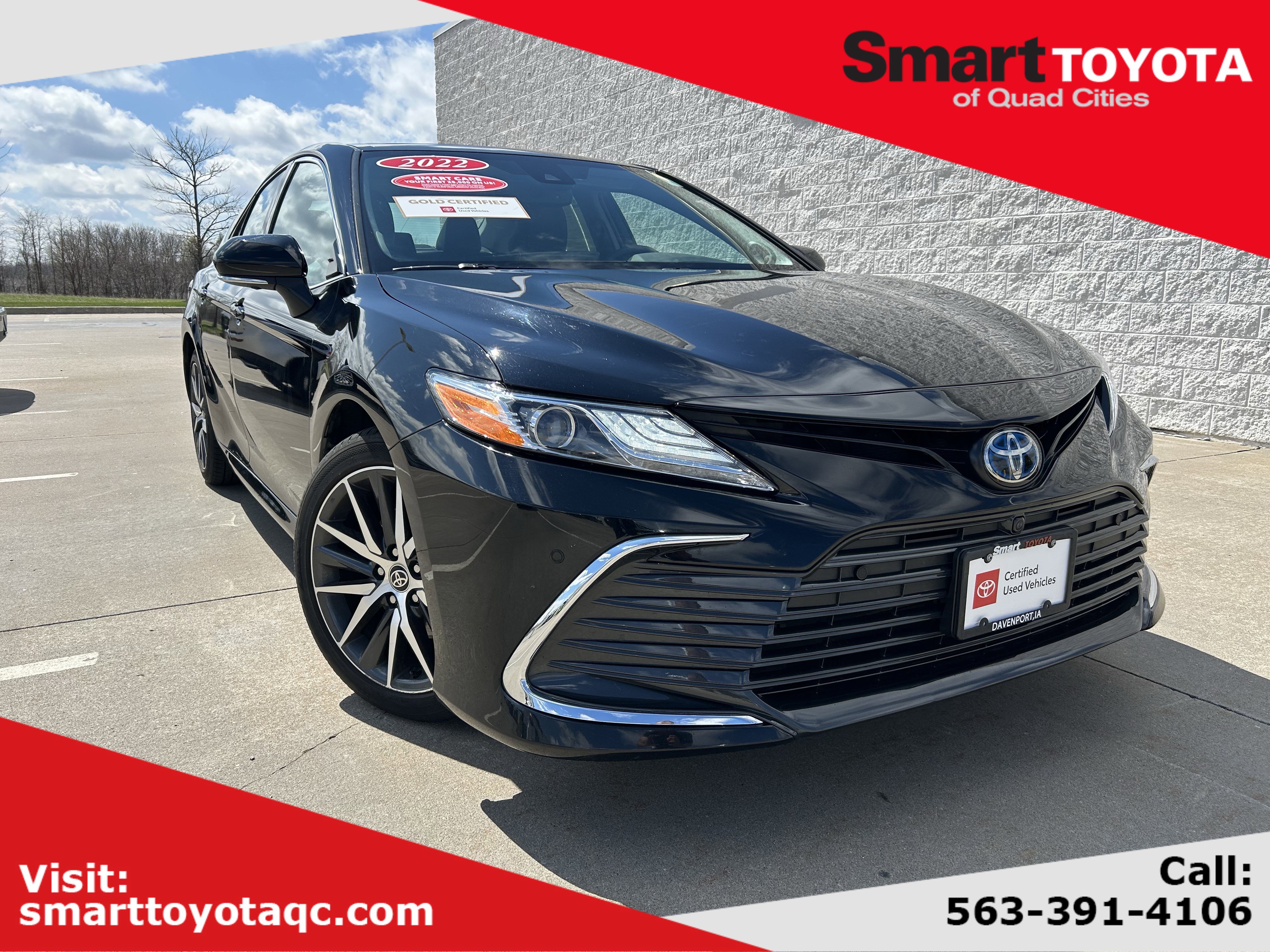 Certified 2022 Toyota Camry XLE w/ Navigation Upgrade Package image 1