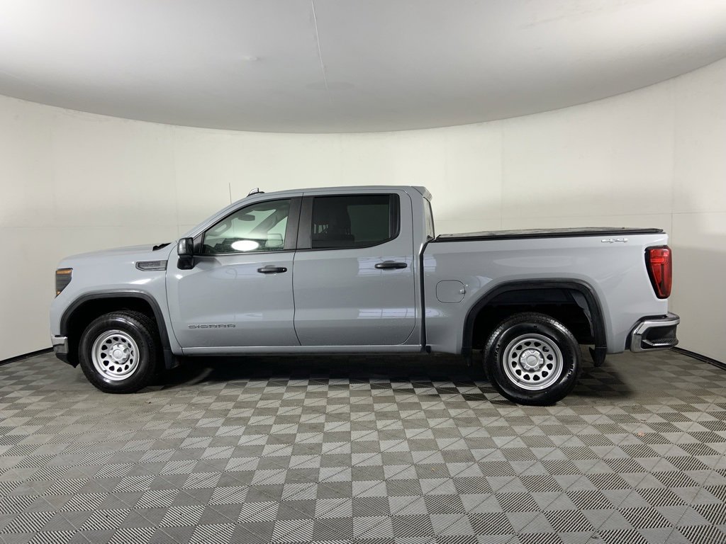 Used 2025 GMC Sierra 1500 Pro w/ Convenience Package image 6