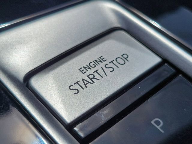 Used 2024 Volkswagen Atlas Cross Sport SE image 15