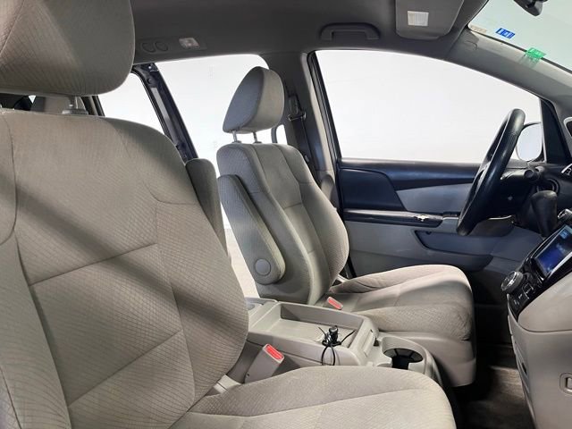 Used 2017 Honda Odyssey SE image 10