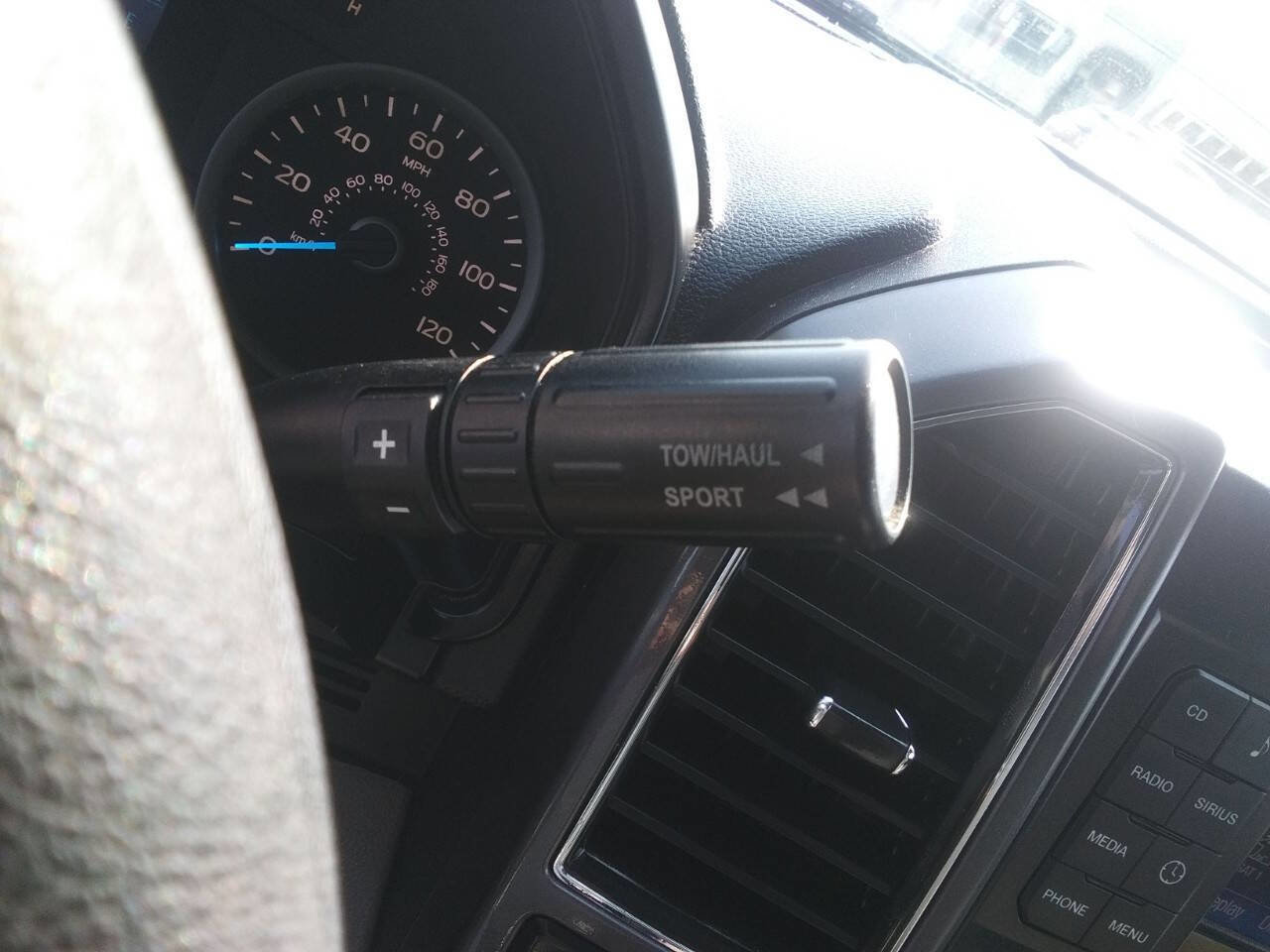 Used 2017 Ford F150 XLT image 23