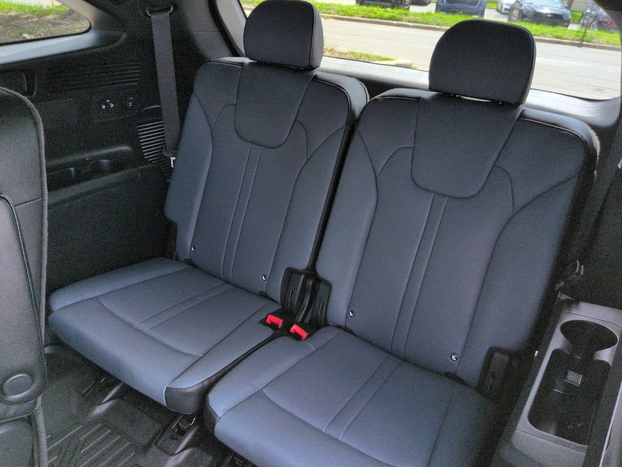 Certified 2025 Kia Sorento SX Prestige AWD/4WD image 16