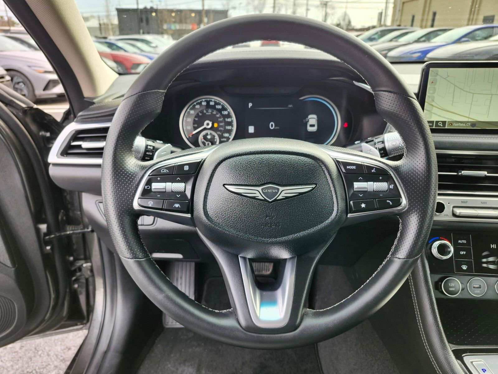 Used 2025 Genesis G70 2.5T image 27