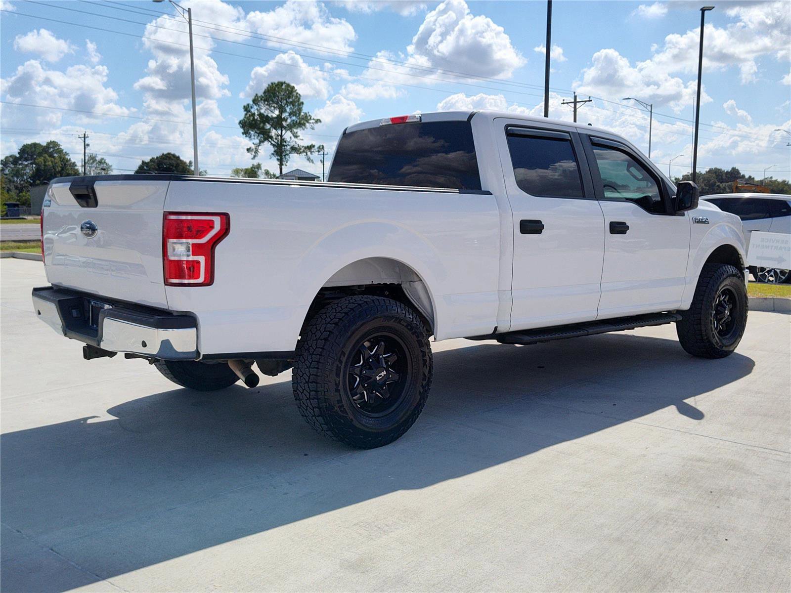 Used 2019 Ford F150 XLT w/ Trailer Tow Package image 7