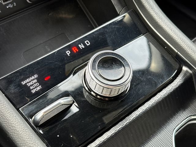 Used 2024 Jeep Grand Cherokee L Limited w/ Luxury Tech Group II image 28