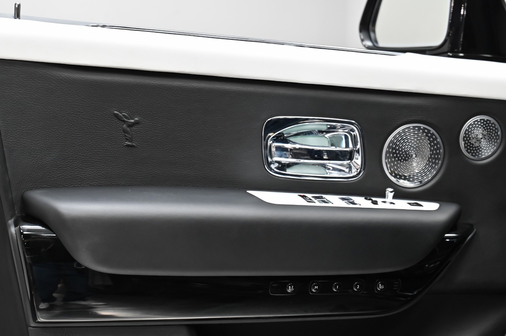 Used 2019 Rolls-Royce Cullinan image 29