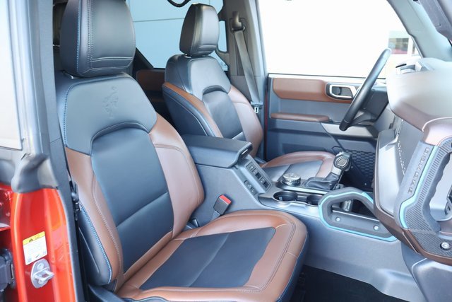 Used 2023 Ford Bronco Outer Banks image 16