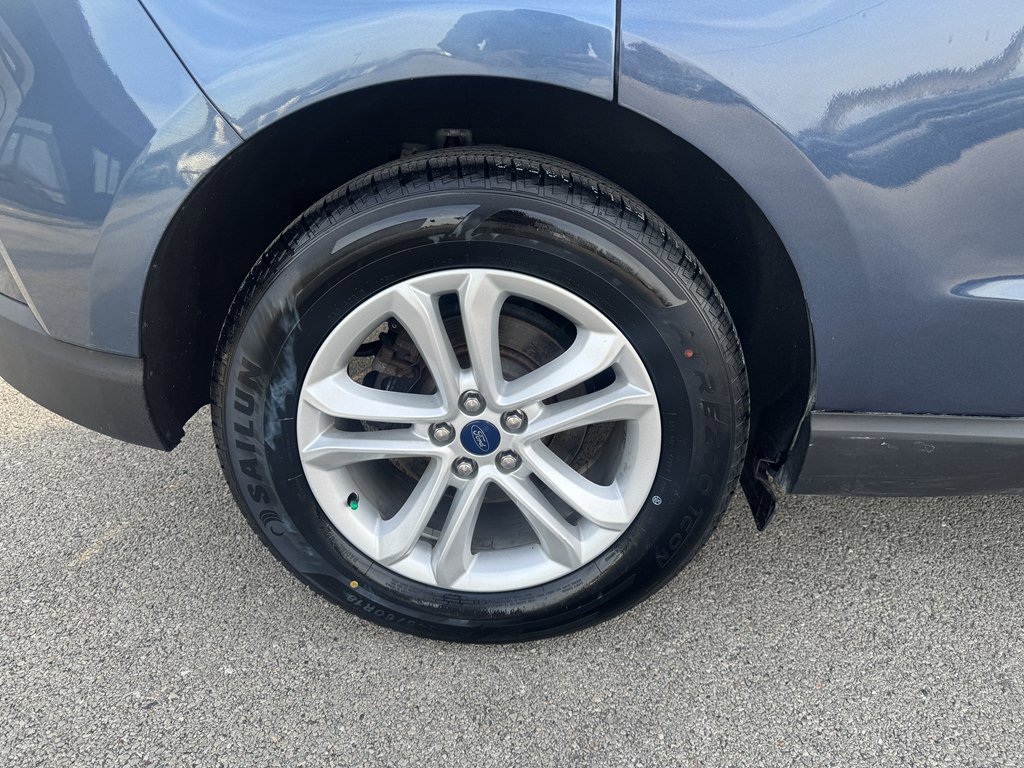 Used 2019 Ford Edge SEL w/ Equipment Group 201A AWD/4WD image 10