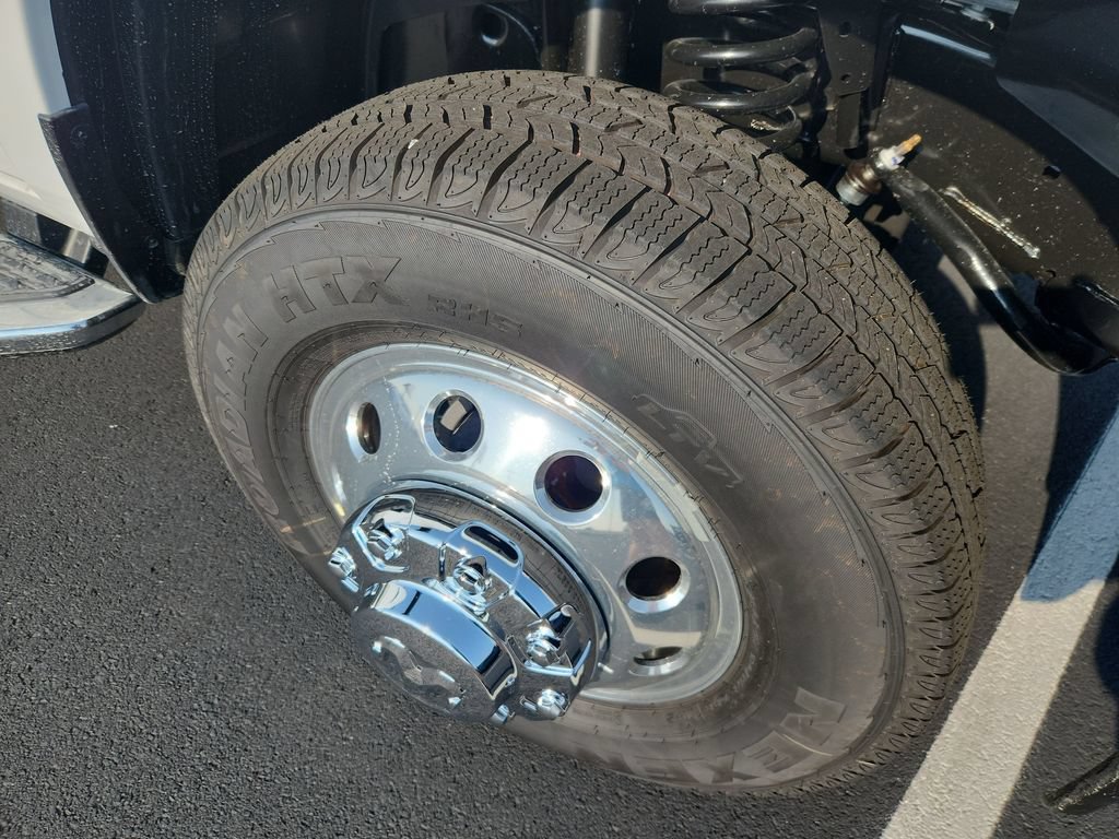 New 2026 RAM 3500 Big Horn AWD/4WD image 24
