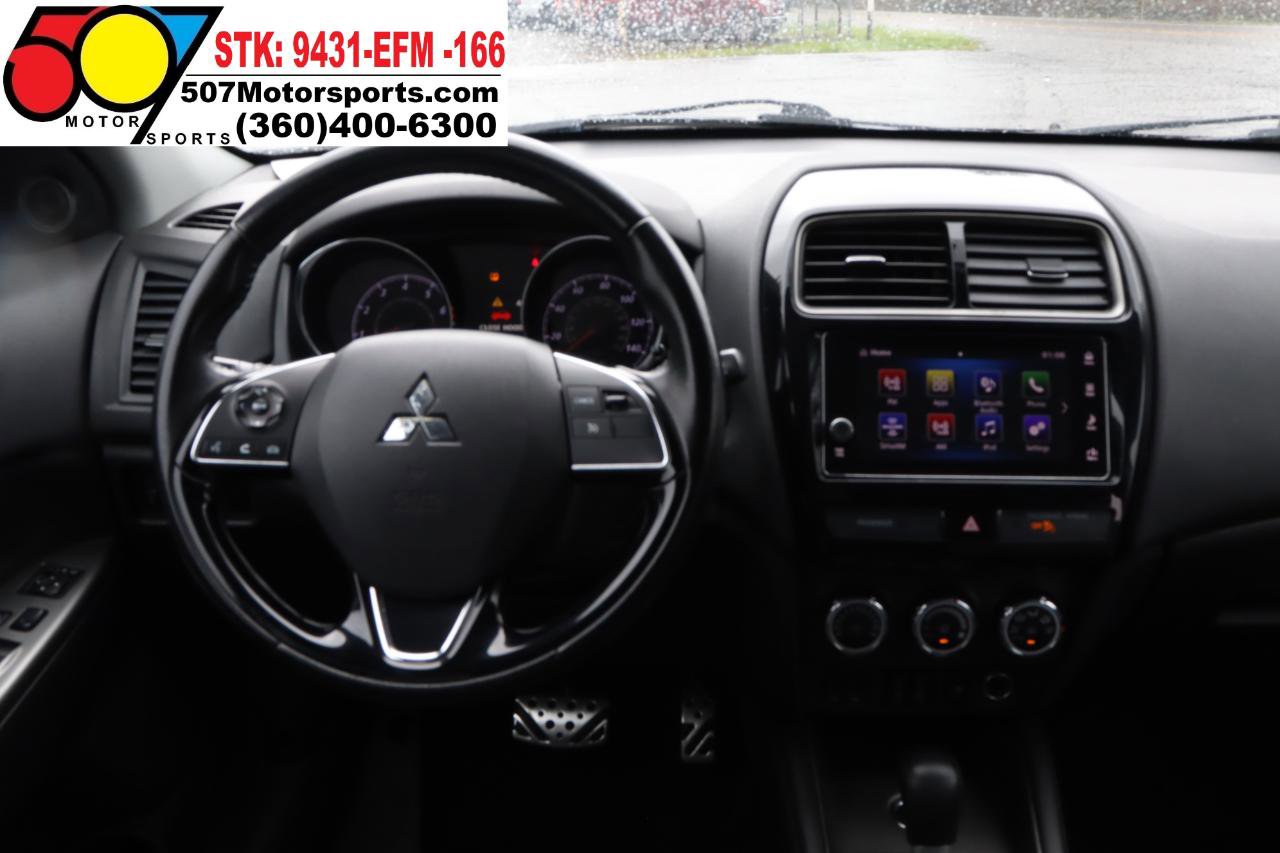 Used 2018 Mitsubishi Outlander Sport SEL AWD/4WD image 17