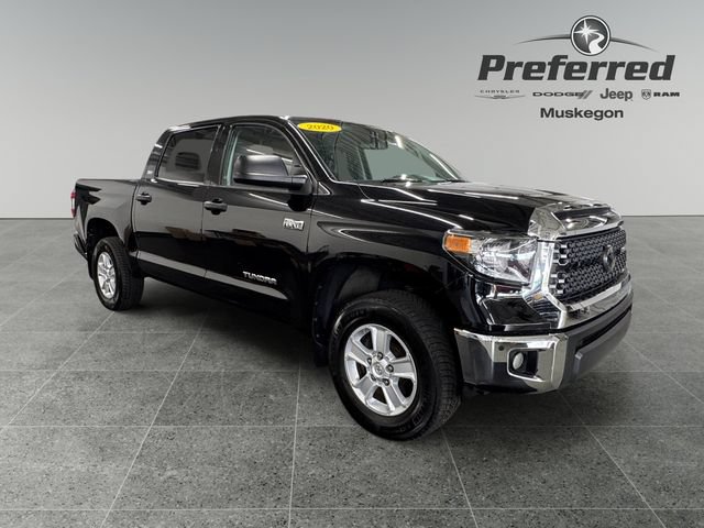 Used 2020 Toyota Tundra SR5 w/ SR5 Convenience Package AWD/4WD image 1