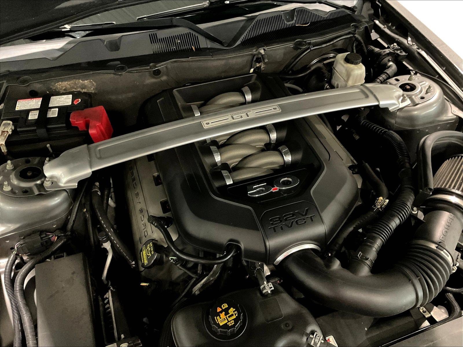 Used 2011 Ford Mustang GT Premium w/ Brembo Brake Pkg RWD image 28
