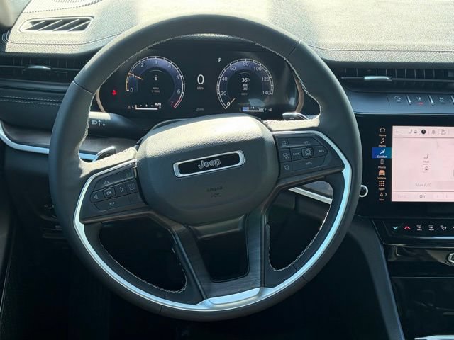New 2026 Jeep Grand Cherokee Limited AWD/4WD image 39