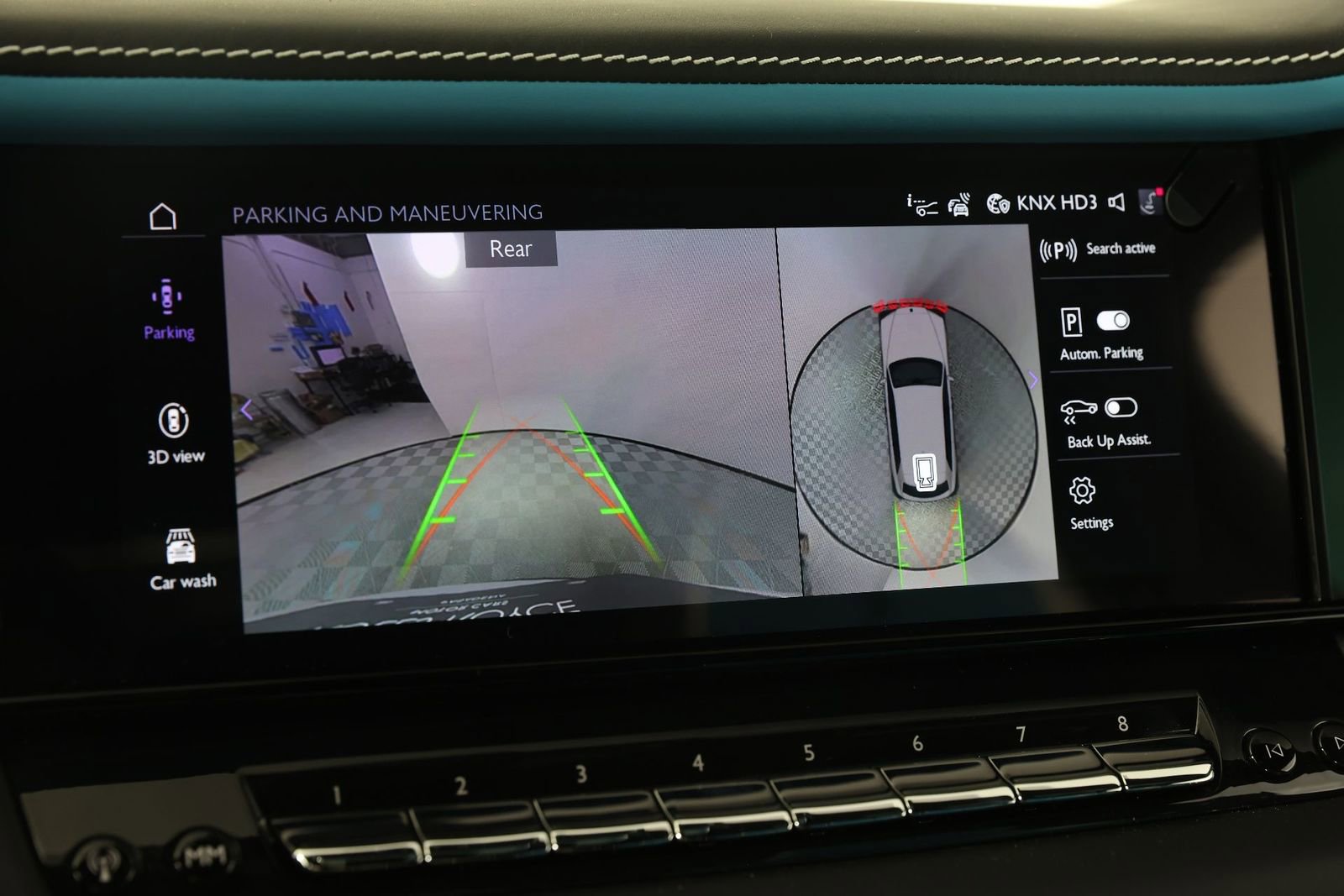 New 2026 Rolls-Royce Cullinan Black Badge image 17