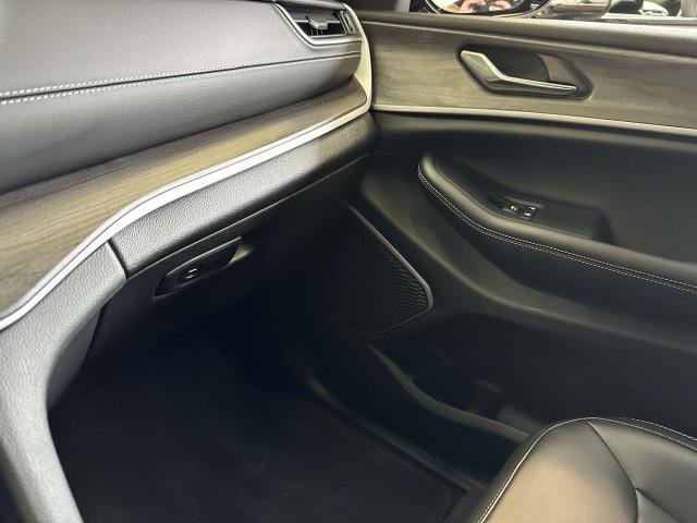 Used 2024 Jeep Grand Cherokee Limited 4xe image 42