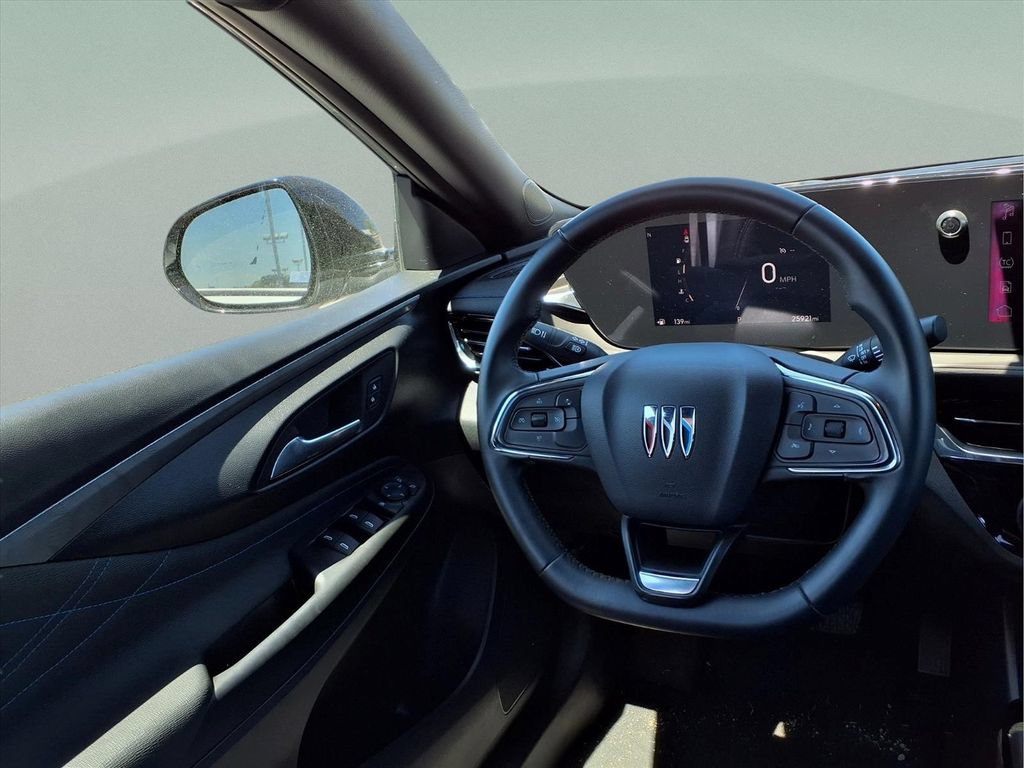 Certified 2025 Buick Envista Sport Touring FWD image 13