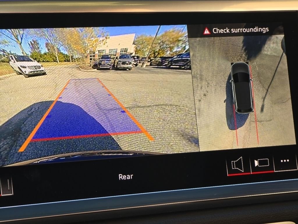 Used 2024 Audi Q3 2.0T Premium Plus image 4