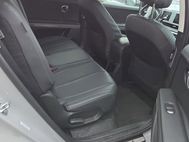 Used 2024 Hyundai Ioniq 5 Limited image 18