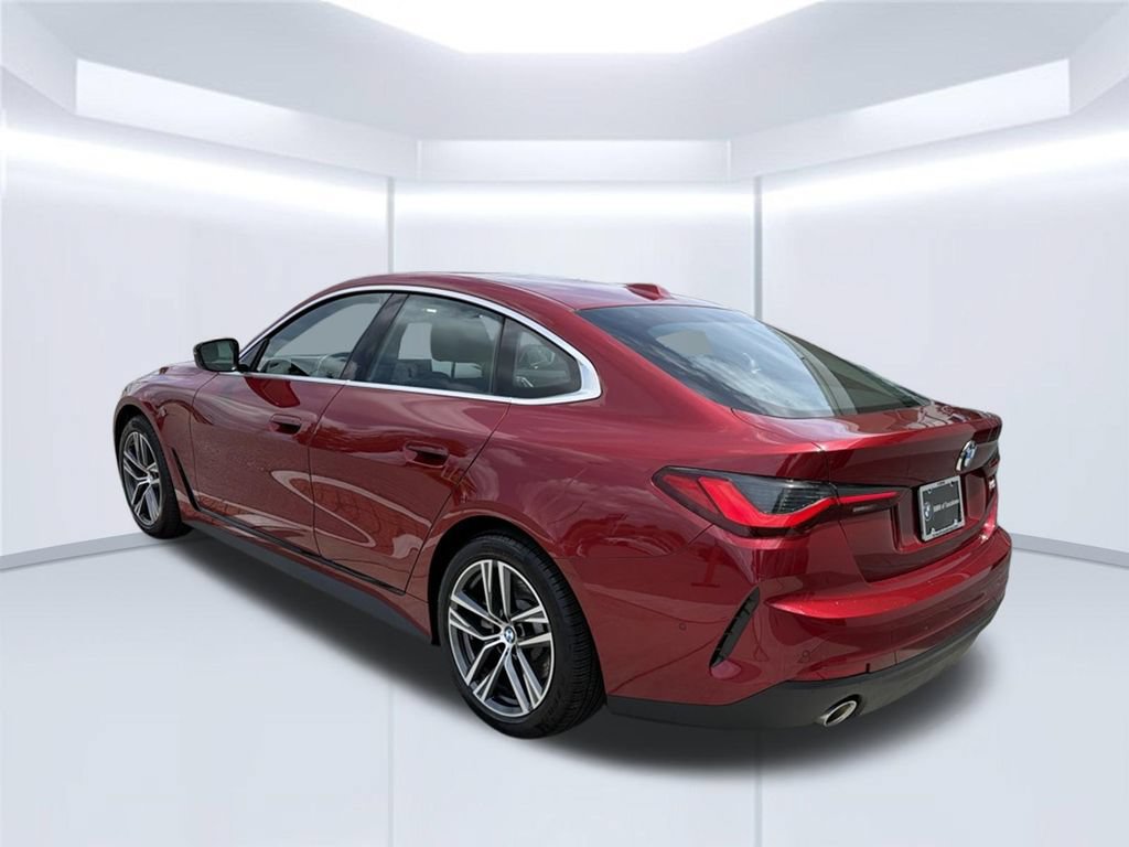 Used 2025 BMW 430i w/ Premium Package RWD image 5