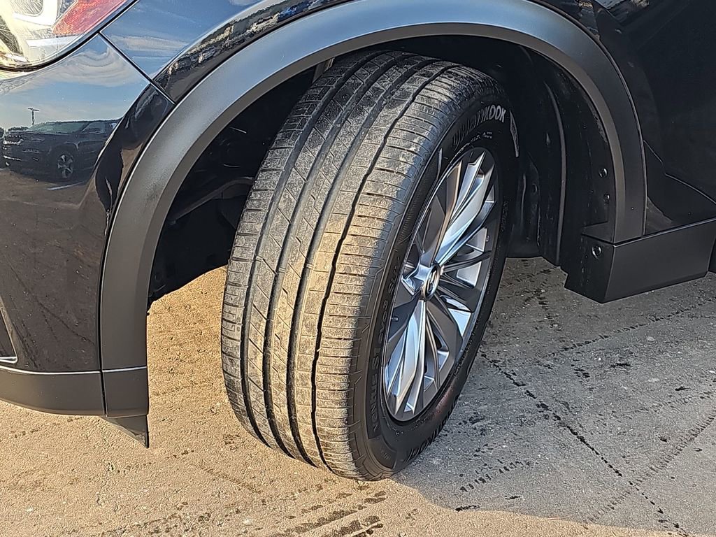 Used 2024 MAZDA CX-90 Plug-In Hybrid w/ Preferred image 37