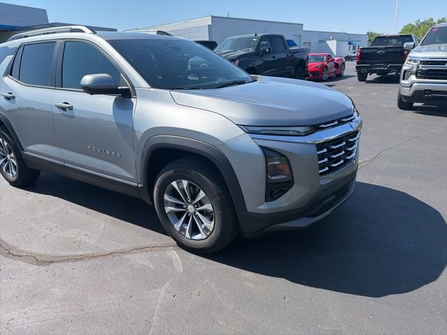 Used 2025 Chevrolet Equinox LT w/ Convenience Package II AWD/4WD image 8