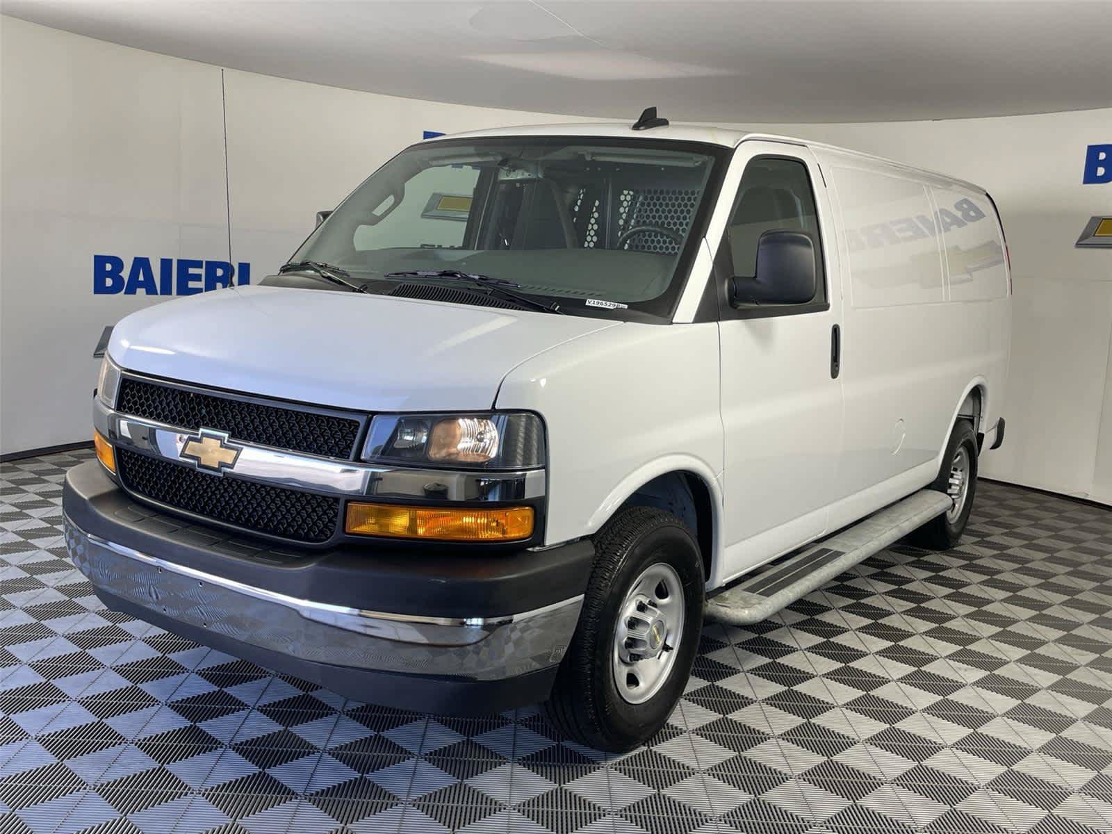 Used 2025 Chevrolet Express 2500 w/ Driver Convenience Package RWD video 1