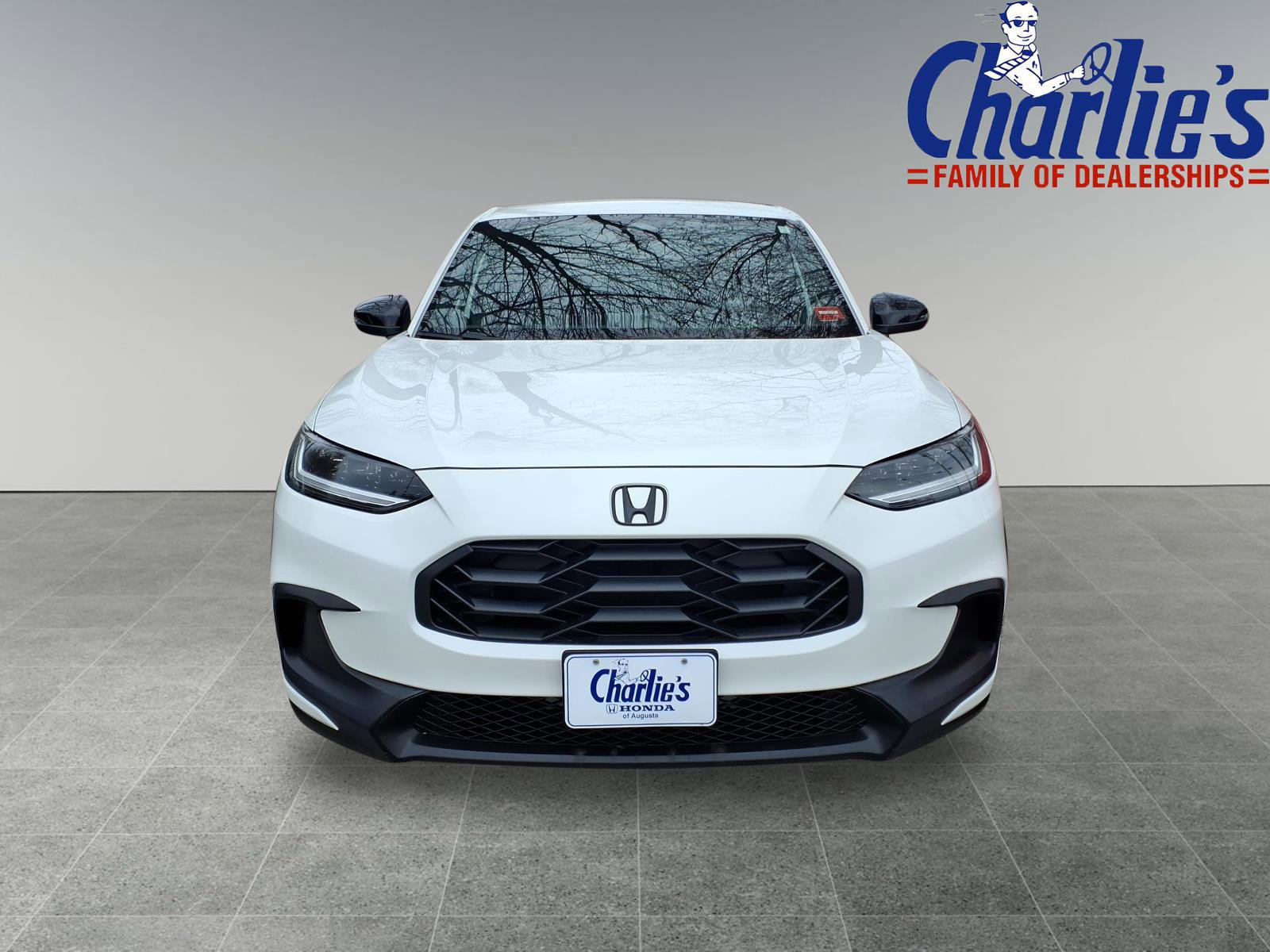 Used 2023 Honda HR-V Sport image 2