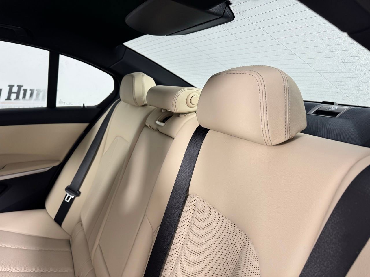 Used 2024 BMW 330i xDrive Sedan w/ Convenience Package image 23