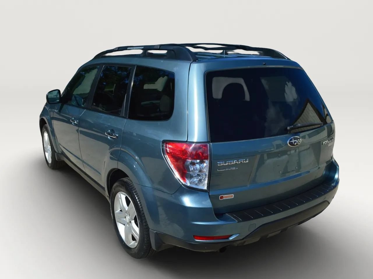 Used 2010 Subaru Forester 2.5X Premium AWD/4WD image 6
