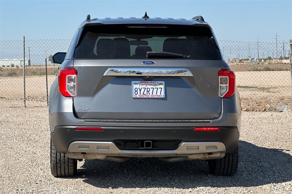 Used 2021 Ford Explorer XLT w/ Equipment Group 202A image 5