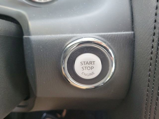 Used 2024 Nissan Armada SV image 9