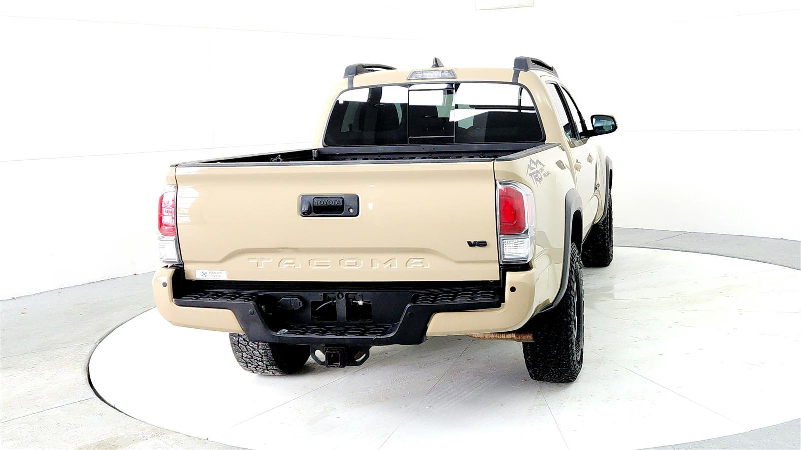 Used 2020 Toyota Tacoma TRD Off-Road image 5