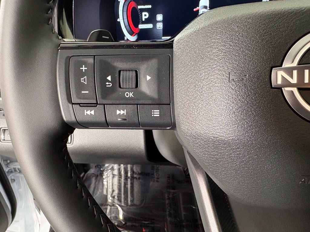 New 2026 Nissan Pathfinder SL FWD image 24