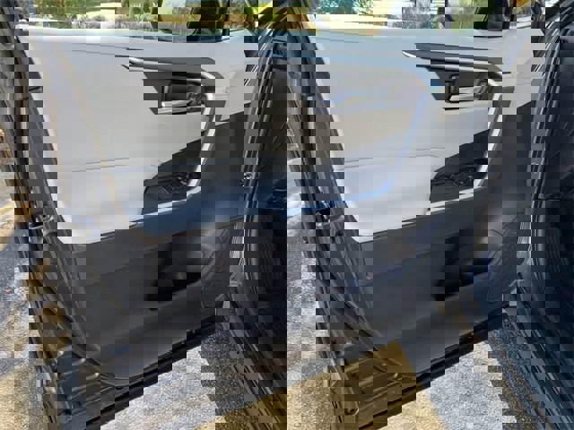 New 2025 Toyota RAV4 XLE Premium image 17