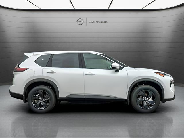 New 2026 Nissan Rogue SV AWD/4WD image 3
