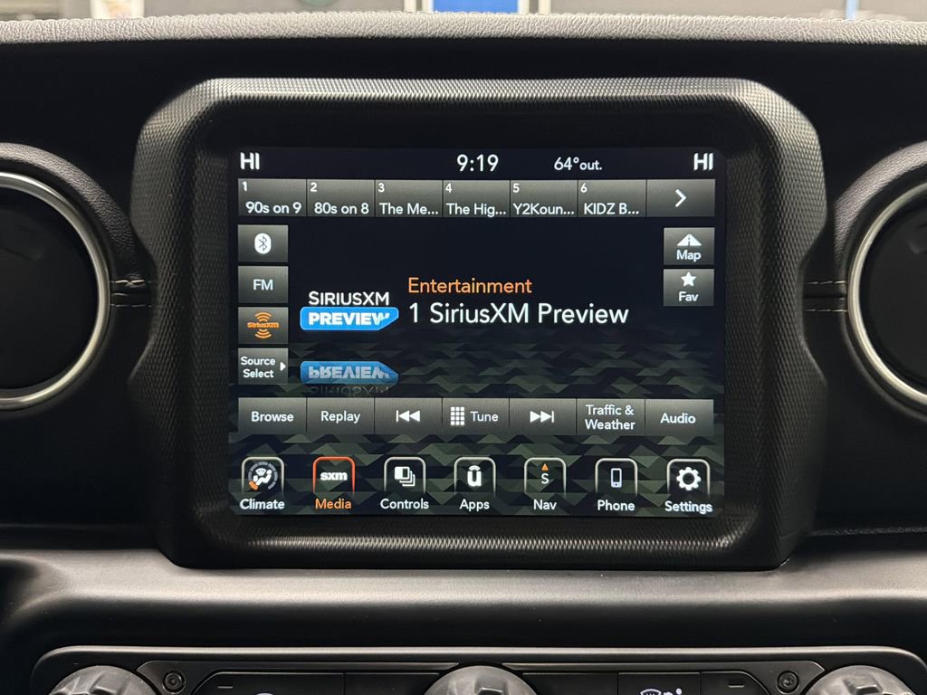 Used 2021 Jeep Gladiator Overland w/ Popular Equipment Package AWD/4WD image 7