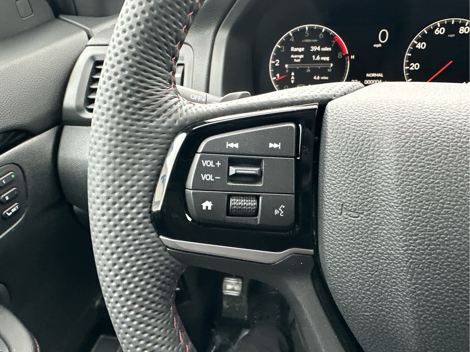 New 2026 Honda Ridgeline Black Edition image 29