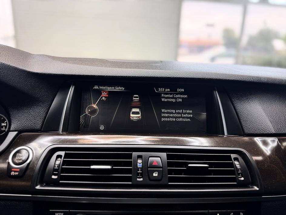 Used 2016 BMW 528i Sedan RWD image 10