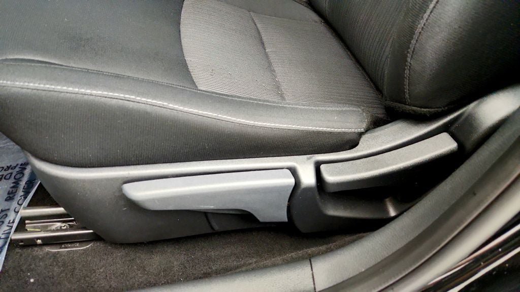 Used 2024 Nissan Sentra SV FWD image 10