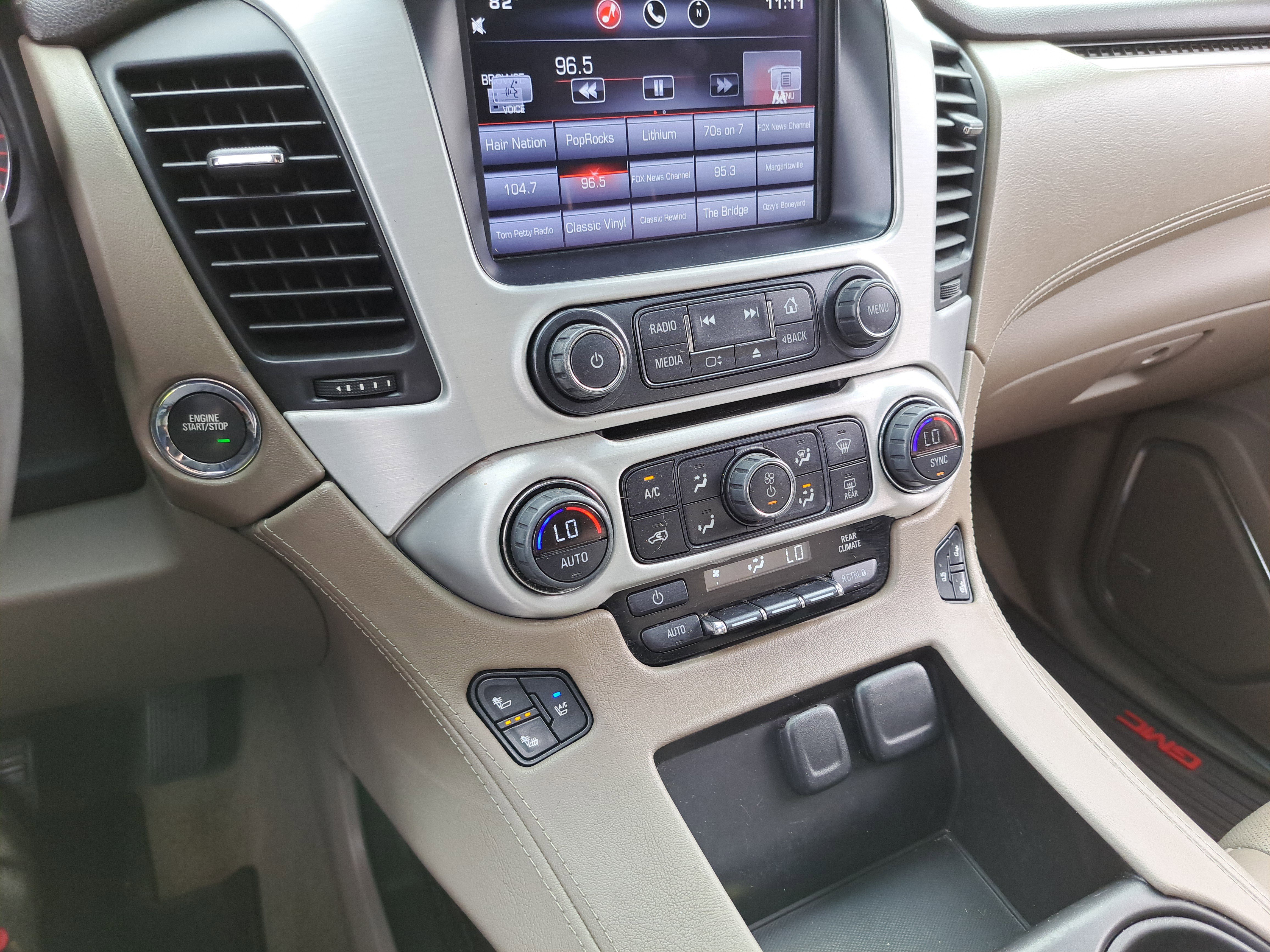 Used 2015 GMC Yukon XL SLT w/ Open Road Package image 17