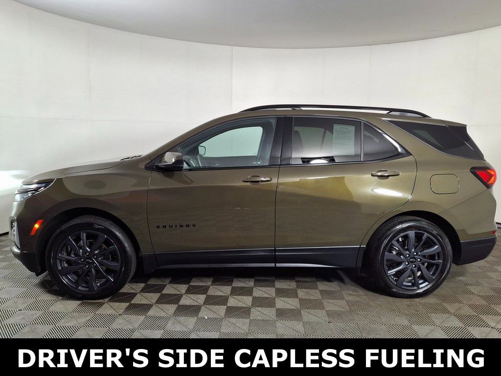 Used 2024 Chevrolet Equinox RS image 2