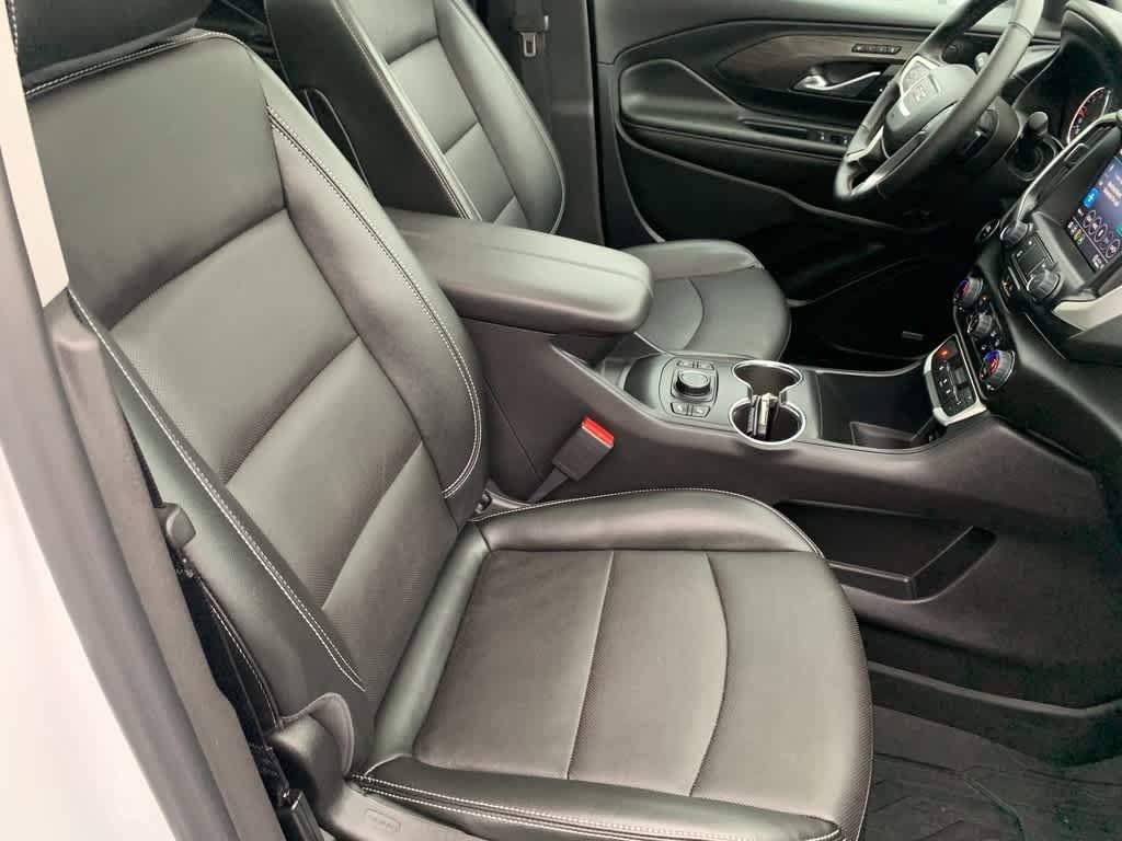 Used 2024 GMC Terrain SLT w/ Infotainment Package II AWD/4WD image 11