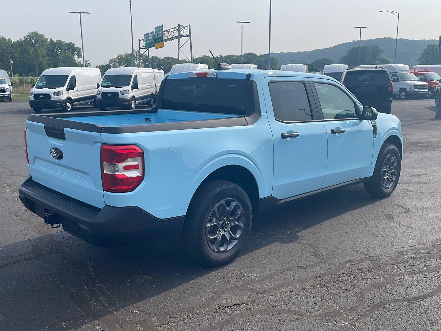 New 2026 Ford Maverick XLT w/ Equipment Group 301A AWD/4WD image 5