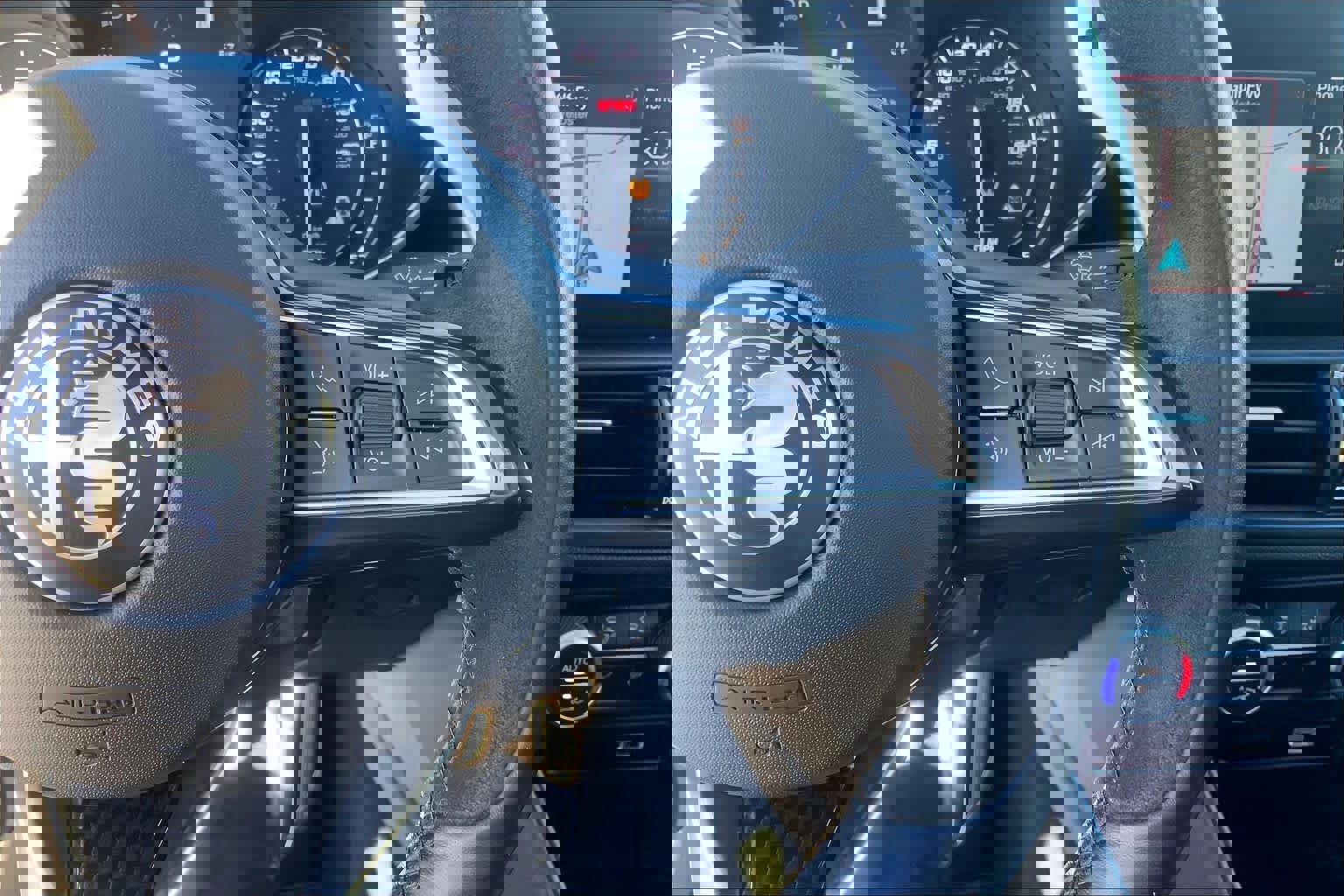 Used 2023 Alfa Romeo Giulia Quadrifoglio w/ Active Assist Plus Package image 22