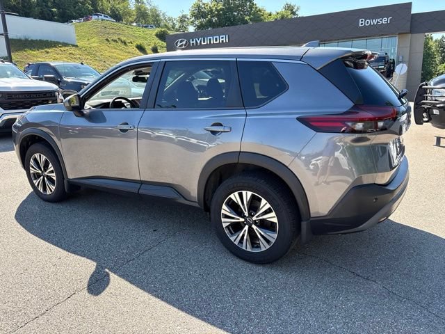 Certified 2023 Nissan Rogue SV AWD/4WD image 3