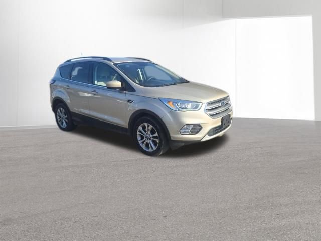 Used 2017 Ford Escape SE w/ Equipment Group 201A image 8
