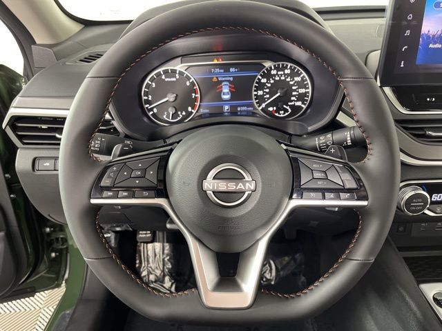 New 2026 Nissan Altima 2.5 SR w/ SR Midnight Edition Package FWD image 21