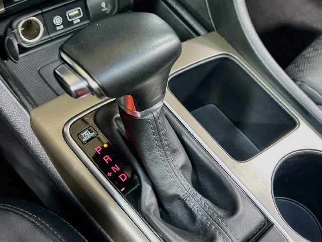 Used 2020 Kia Optima EX w/ Technology Package FWD image 17