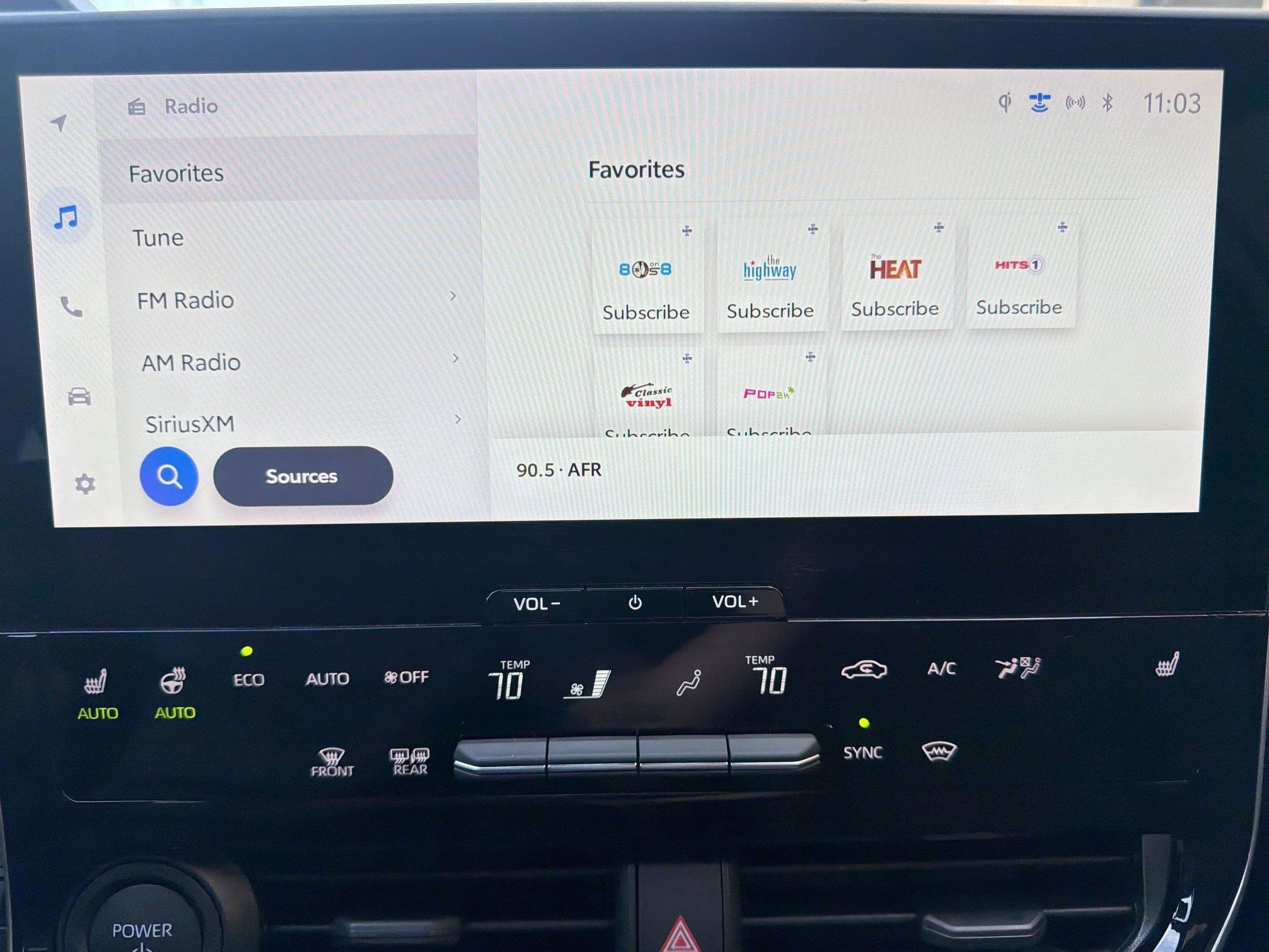 Used 2024 Toyota bZ4X XLE w/ Weather Package image 25